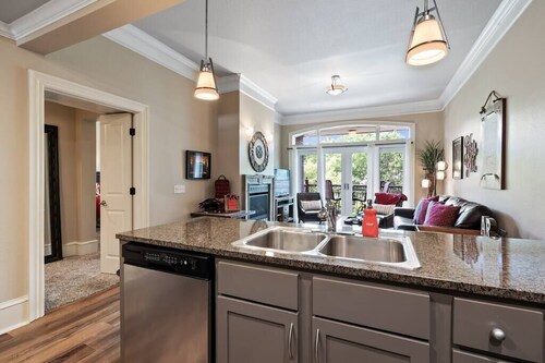 Metro District Loft
