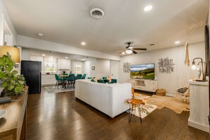 TV, fireplace, offices