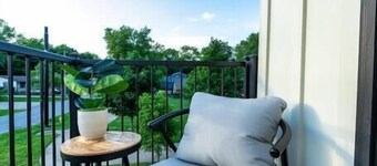 Terrace House at The Momentary