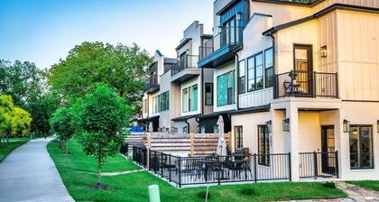 Terrace House at The Momentary