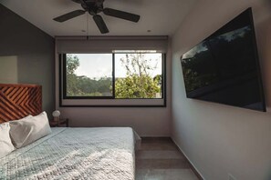 2 多间卧室、熨斗/熨衣板、WiFi、床单