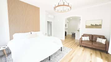 1 Schlafzimmer, Schreibtisch, Bügeleisen/Bügelbrett, kostenloses WLAN