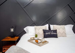 1 habitación, escritorio, tabla de planchar con plancha y wifi gratis 