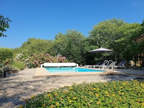 Pool - Maison ardéchoise en pierre avec piscine privée, jardin, et vue sur les Cévènnes (Chandolas)