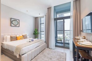 Iron/ironing board, WiFi, bed sheets