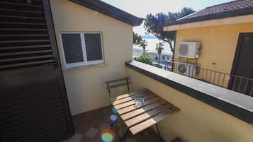 Comfort Double Room, Sea View | In-room safe, desk, laptop workspace, soundproofing