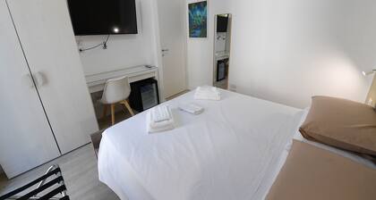 Scilla SeaFront Rooms