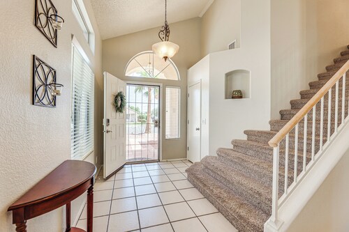Swim w/ a View: Scenic Desert Retreat in Glendale