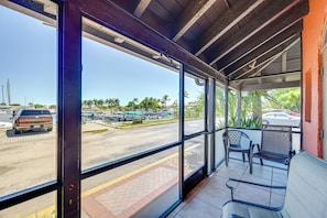 Apartment (1 Bedroom) | Interior - Everglades Condo 15 Mi to Nat'l Park: Boat & Swim! (Naples)