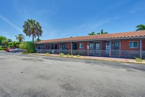 شقة (0 Bedroom) | المنشأة من الداخل