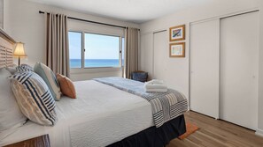 2 slaapkamers, een strijkplank/strijkijzer, gratis wifi, beddengoed