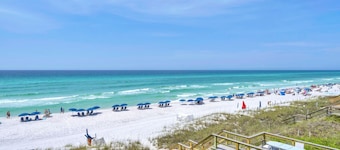 4BR Beachfront Home w/ Hot tub & Private neighborhood beach access!