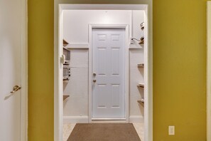 アパートメント (0 Bedroom) | 内装