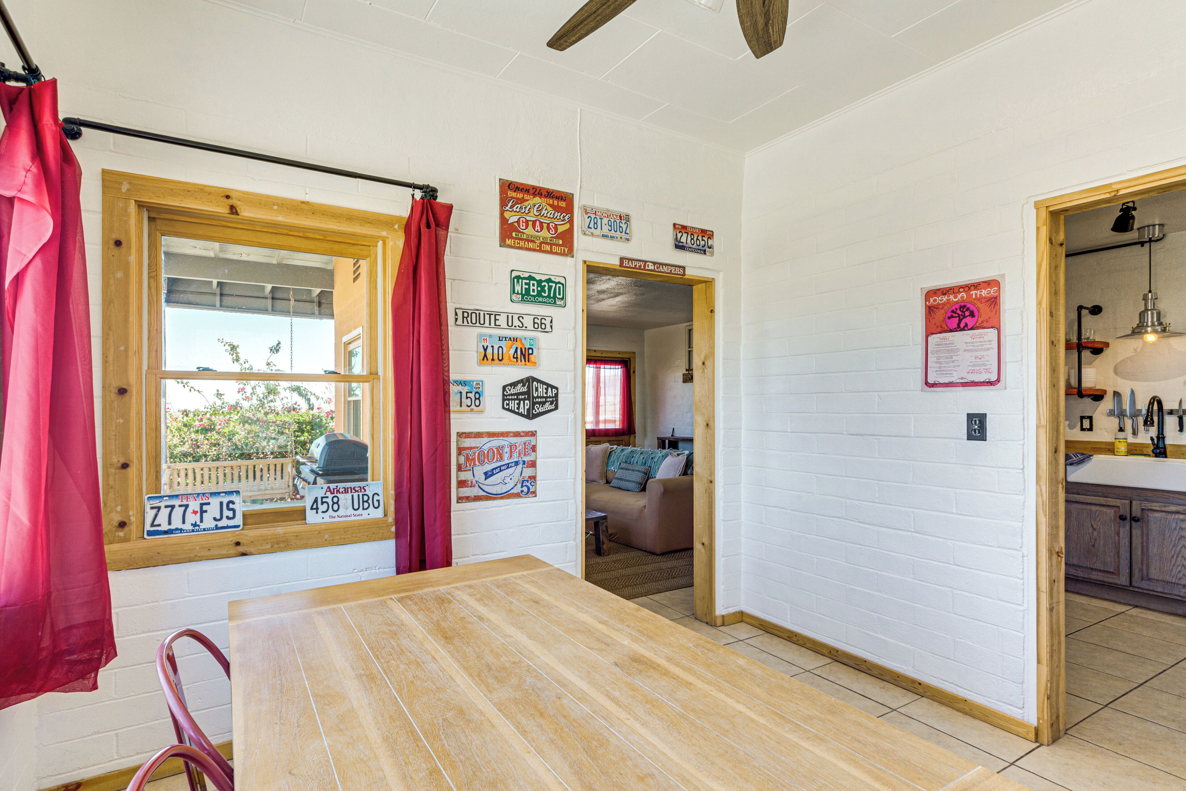 House (2 Bedrooms) | Interior