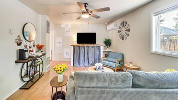 House (1 Bedroom) | Interior