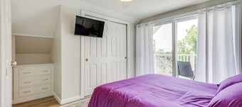 Gem of Narragansett Beach, House Retreat!