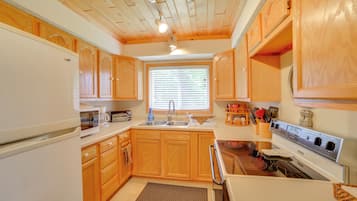 Cottage (1 Bedroom) | Interior
