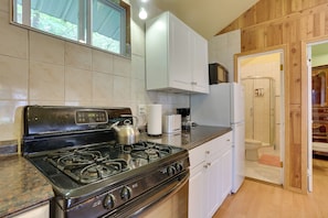 House (1 Bedroom) | Interior