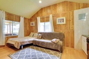 House (1 Bedroom) | Interior