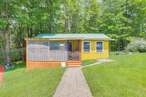 House (2 Bedrooms) | Interior - 5 Mi to Marina & Raceways: Mongaup Valley Retreat! (Mongaup Valley)