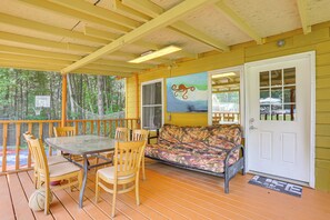 House (2 Bedrooms) | Interior - 5 Mi to Marina & Raceways: Mongaup Valley Retreat! (Mongaup Valley)