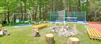 5 Mi to Swinging Bridge Reservoir: Cabin w/ Porch!
