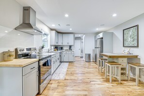 Ev (3 Bedrooms) | İç mekân