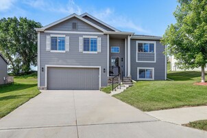 House (3 Bedrooms) | Front of property