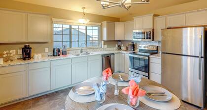 4 Mi to Offutt AFB - Family Home in Omaha Suburbs!