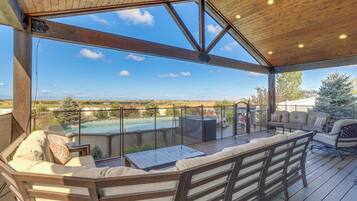 House (2 Bedrooms) | Front of property