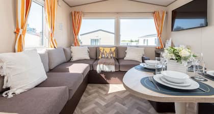 3 Bedroom Caravan-seton Sands