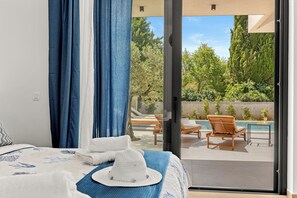 3 bedrooms, iron/ironing board, WiFi, bed sheets - Villa Chiara, Neubau-Ferienhaus Pula-Sisan (Šišan)