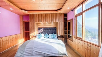 4 bedrooms, WiFi, bed sheets