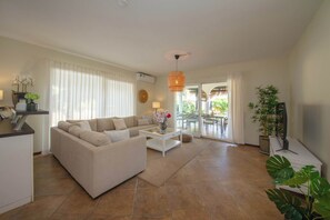 Télévision, espaces bureaux