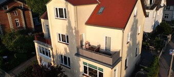 Dream location on Lake Schwerin - apartment right on the beach - 20 steps to the sandy beach