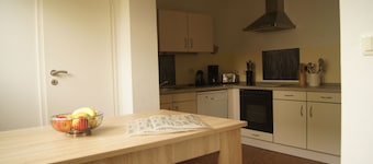 Dream location on Lake Schwerin - apartment right on the beach - 20 steps to the sandy beach