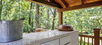 Bid Day Bunkhouse by Apex Short Term Stays