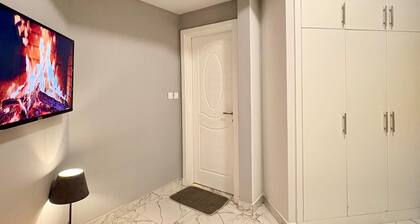 2 BHK for a Peaceful Family Getaway Near Airport