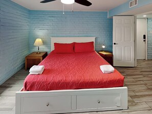 1 bedroom, iron/ironing board, Internet, bed sheets