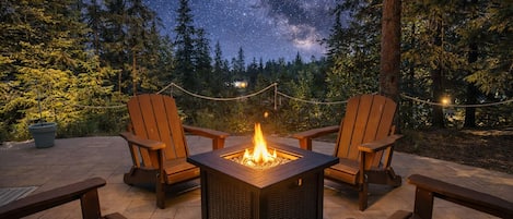 House, 3 Bedrooms | Property grounds