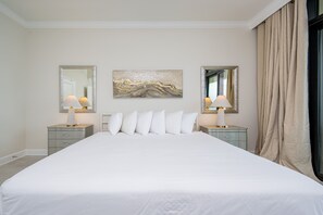 Condo, 3 Bedrooms
