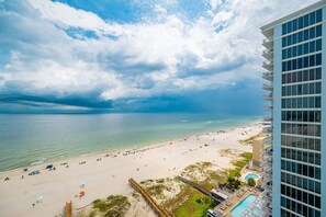 Condo, 3 habitaciones | Playa | Playa en los alrededores