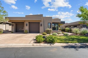 Exterior - The Yucca Flower #11 3 Bedroom Home (Ivins)