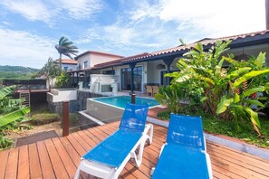House, 3 Bedrooms | Terrace/patio