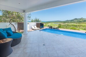 House, 4 Bedrooms | Pool - Pristine Bay 1005- Villa Loce 4 Bedroom Home (Roatan)