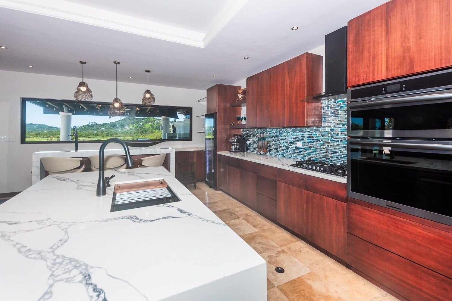 House, 4 Bedrooms | Private kitchen | Fridge, coffee/tea maker, toaster