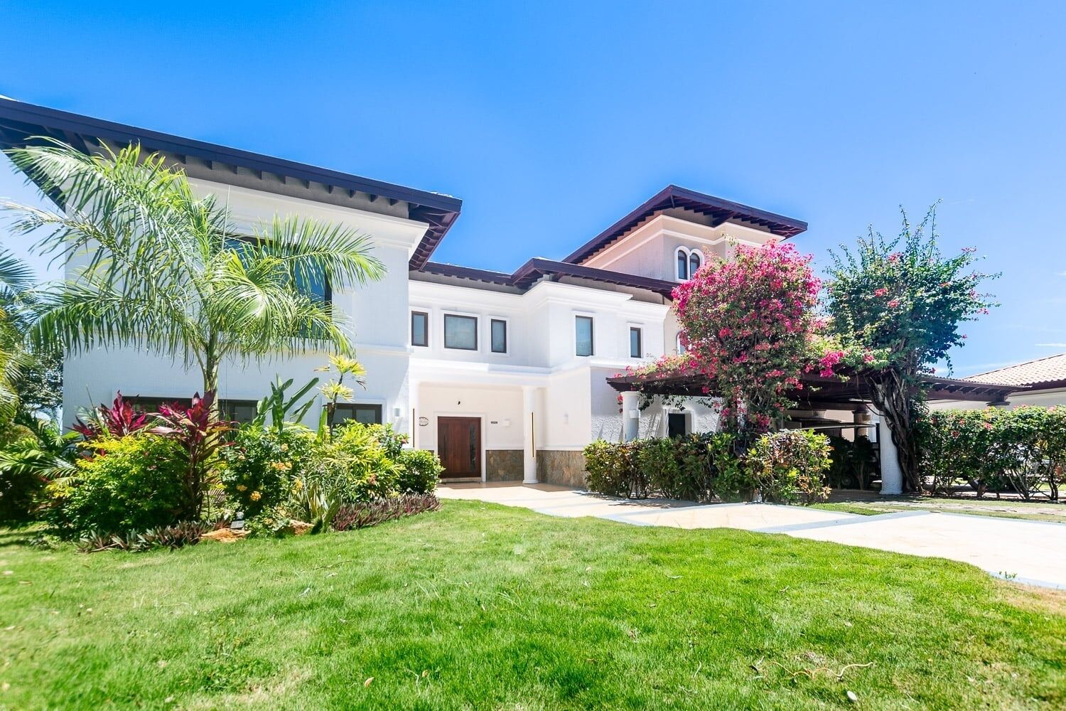 منزل - ٤ غرف نوم | المنشأة من الخارج