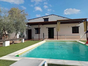Vue sur piscine