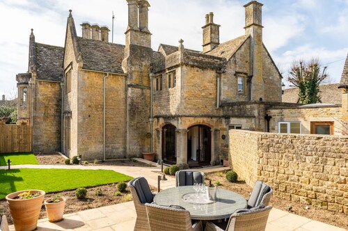 Historic House in Bourton on the Water