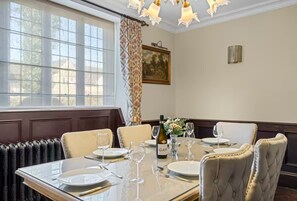 Dining - Historic House in Bourton on the Water (Bourton-on-the-Water)